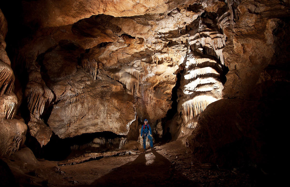 Пещера Вялова