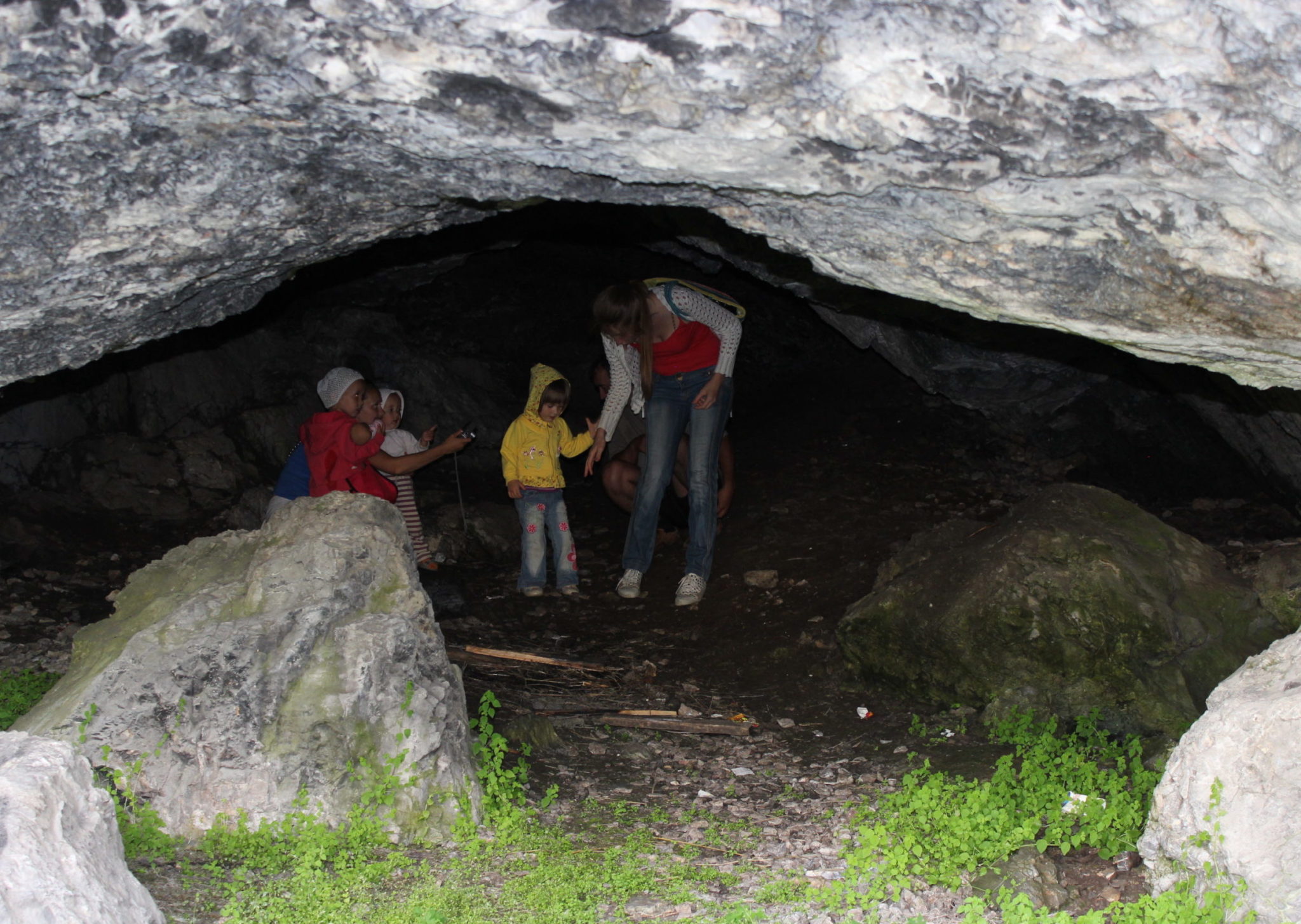 Пещера Гостьковская