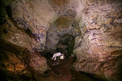 Пещера Сезам